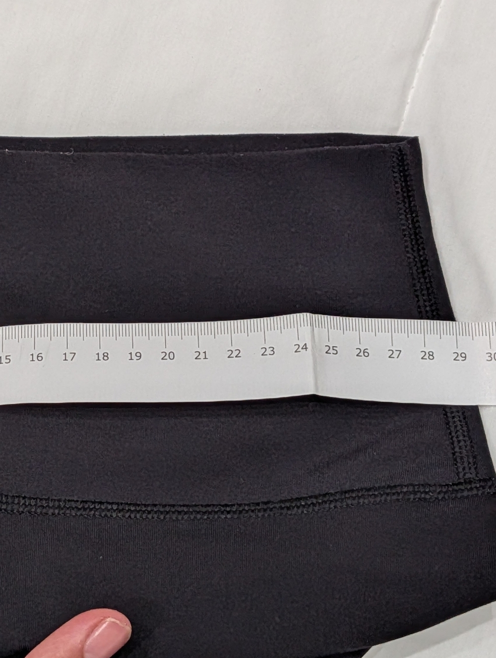 lululemon athletica Black Leggings 28" - Picture 7 of 7